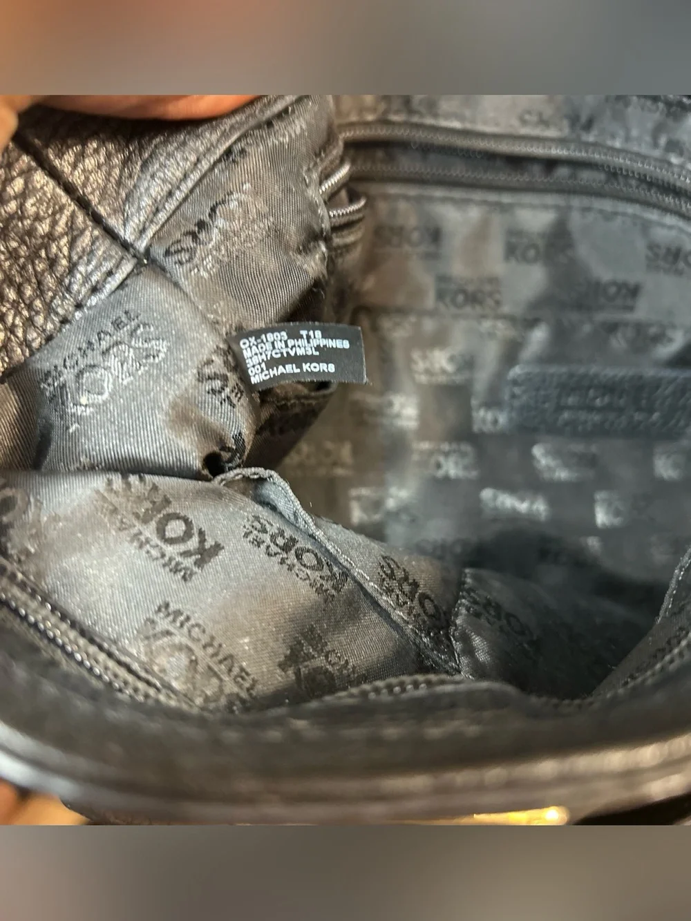Michael Kors Black Leather Pebbled Tote with Gold Logo Plaque ~ EC